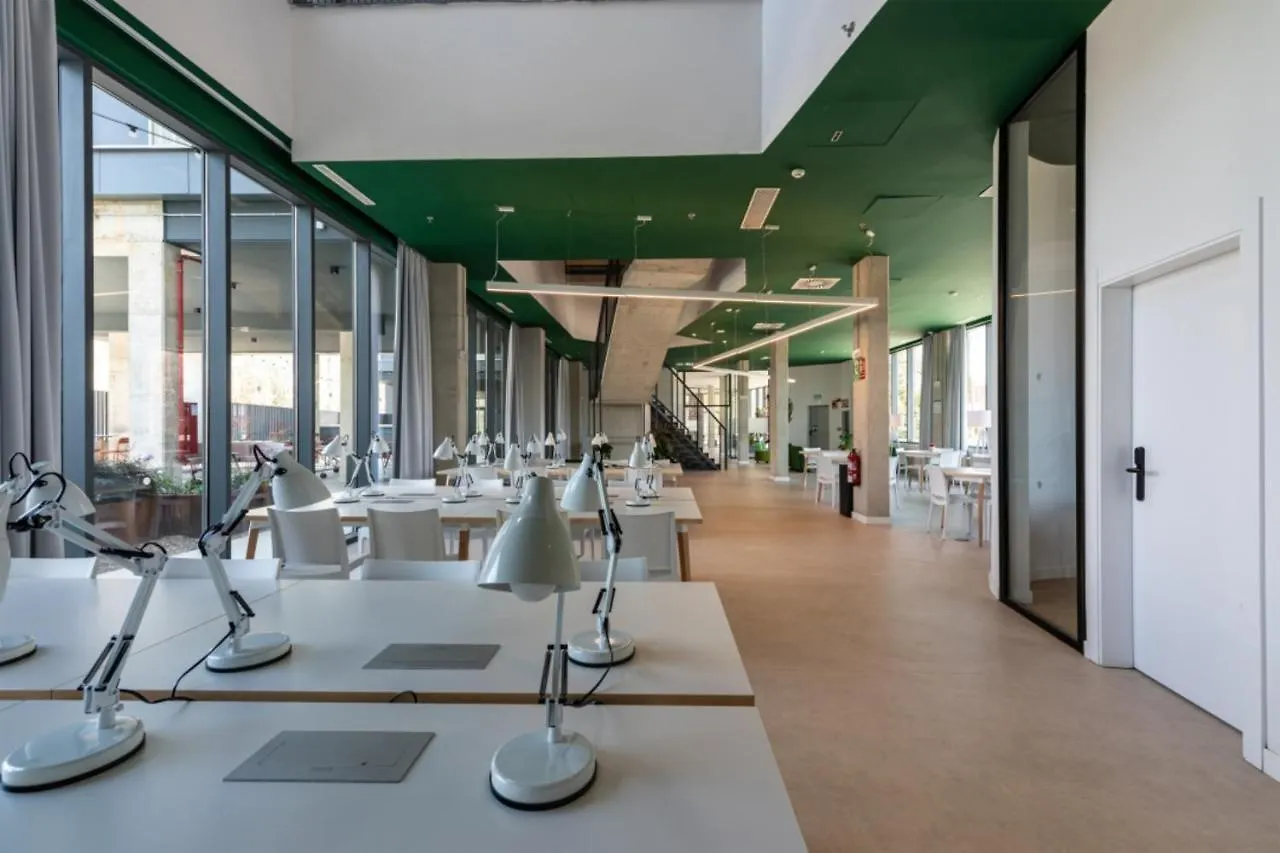 Estudios Y Habitaciones Modernas En Pamplona, Sk
