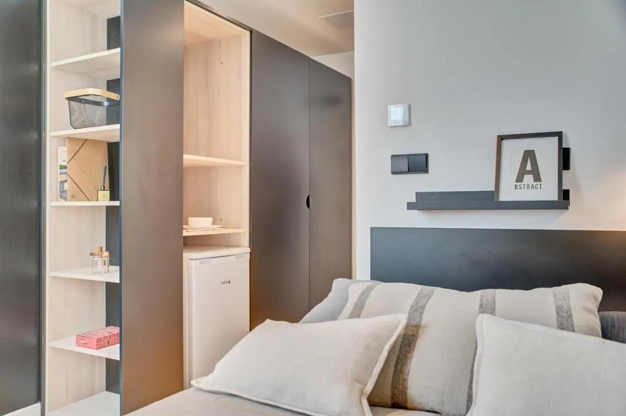 Estudios Y Habitaciones Modernas En Pamplona, Sk Pamplona