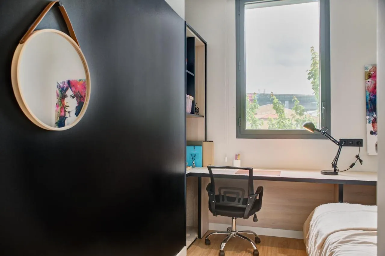 Estudios Y Habitaciones Modernas En Pamplona, Sk Pamplona